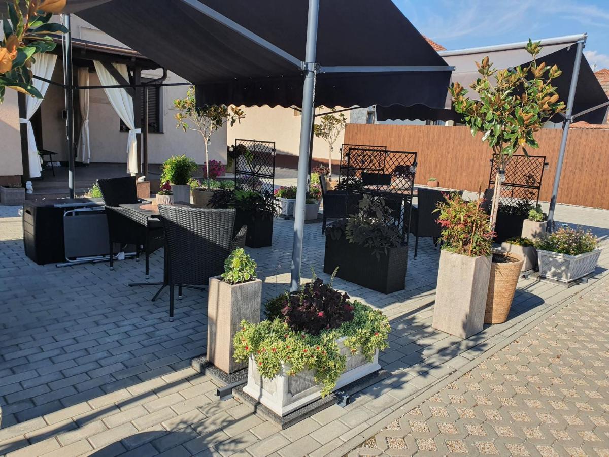 Harmony Apartments Mórahalom Екстериор снимка